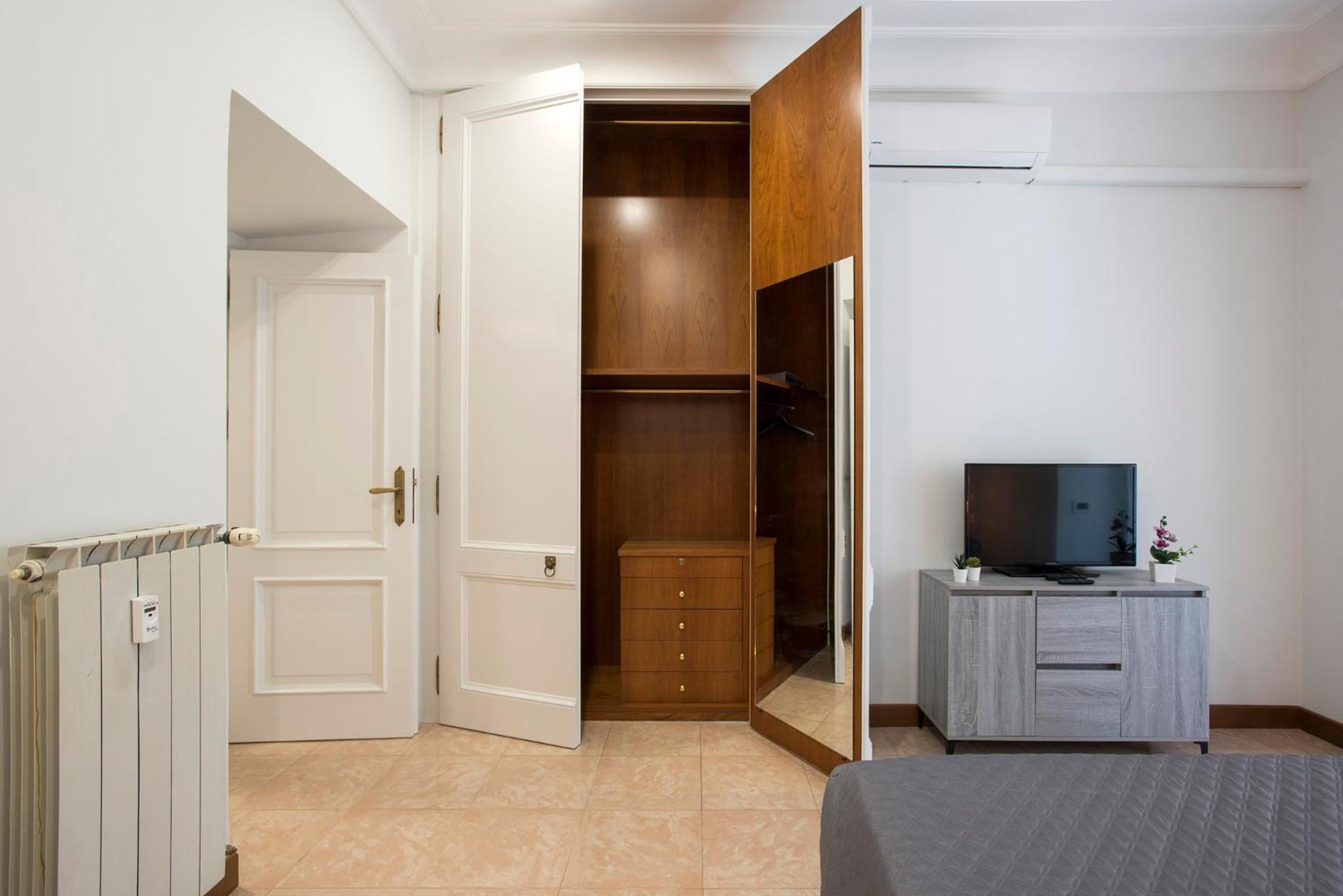 Апартаменты Appia Luxe - A Poche Fermate Del Centro Рим Экстерьер фото