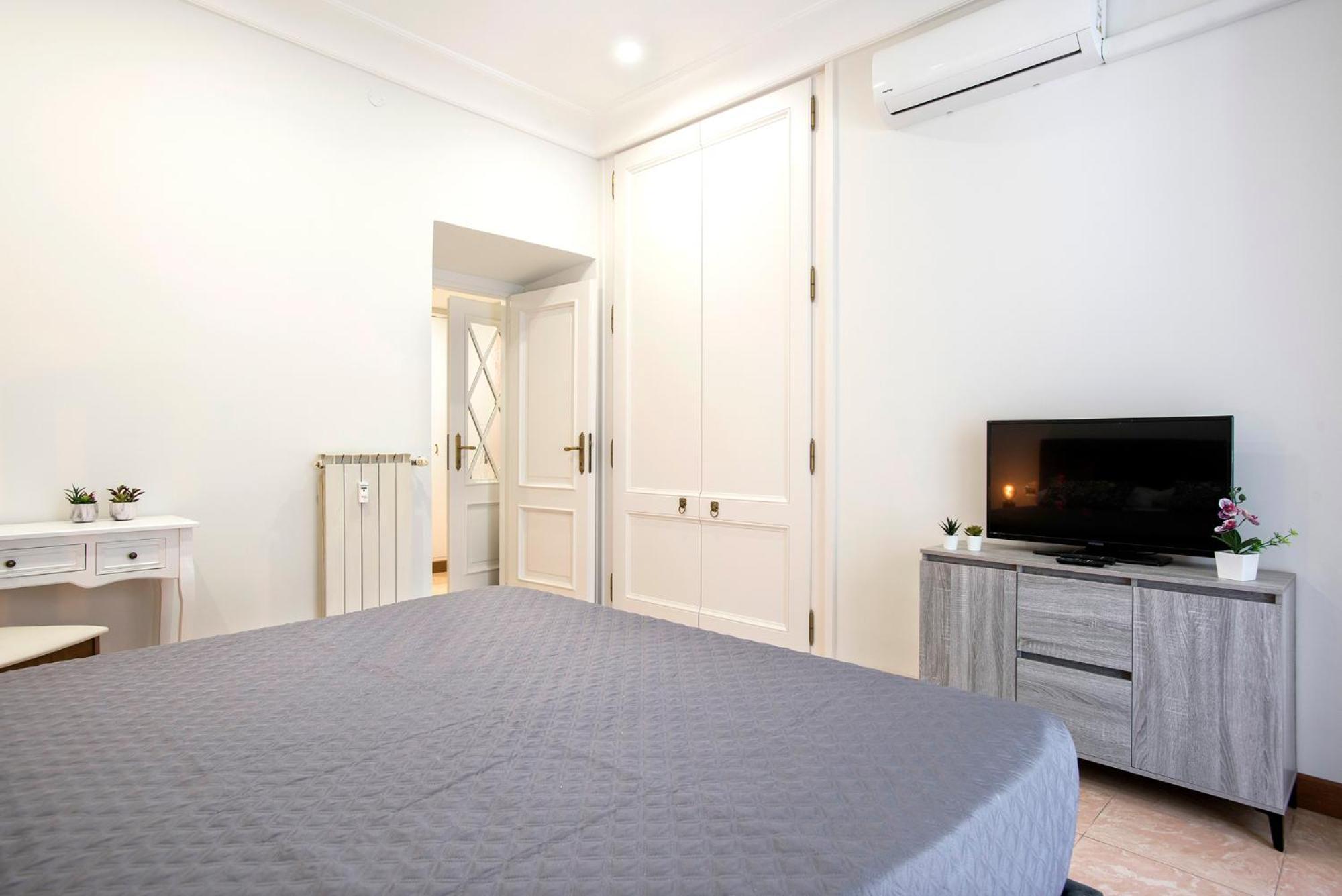 Апартаменты Appia Luxe - A Poche Fermate Del Centro Рим Экстерьер фото
