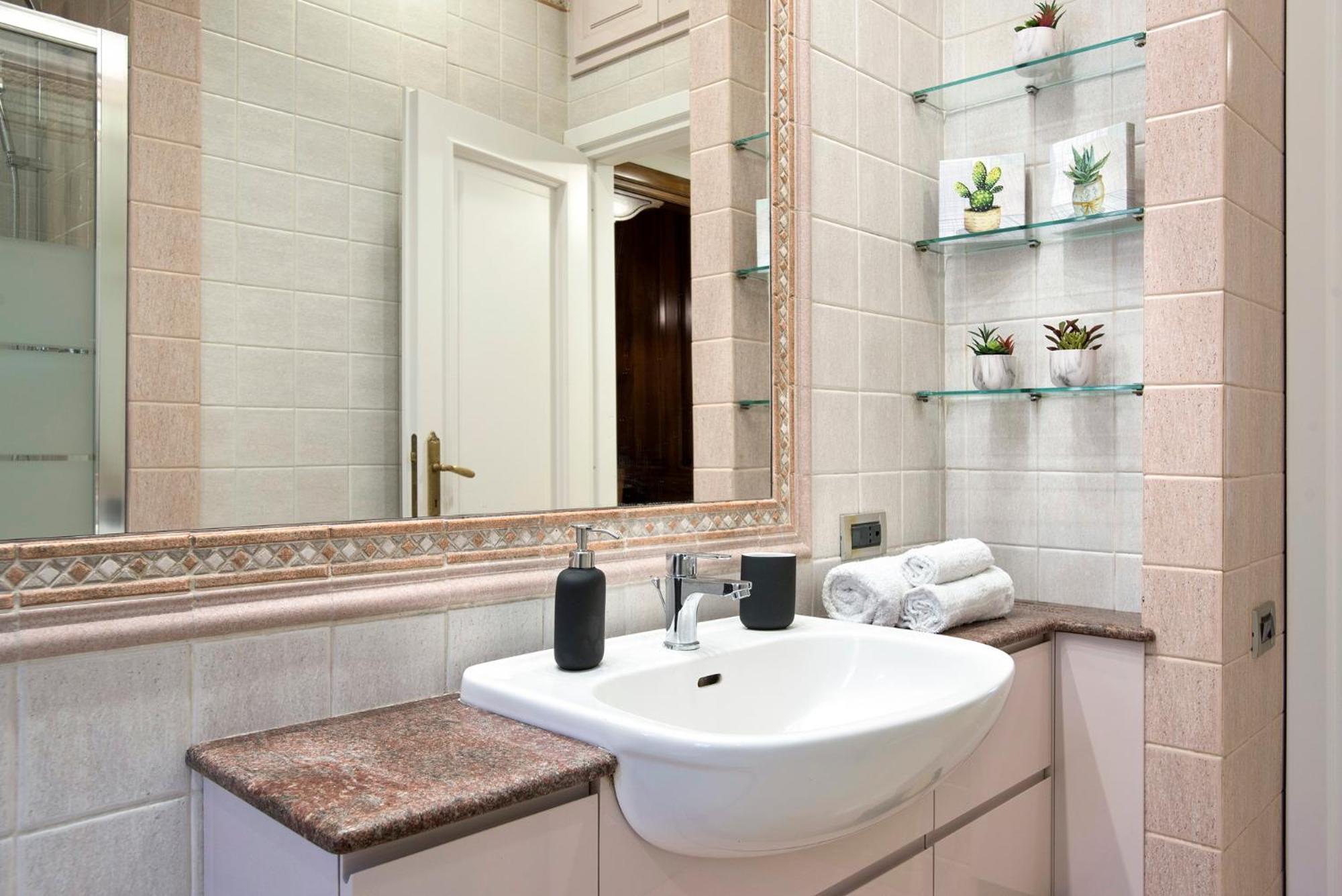Апартаменты Appia Luxe - A Poche Fermate Del Centro Рим Экстерьер фото